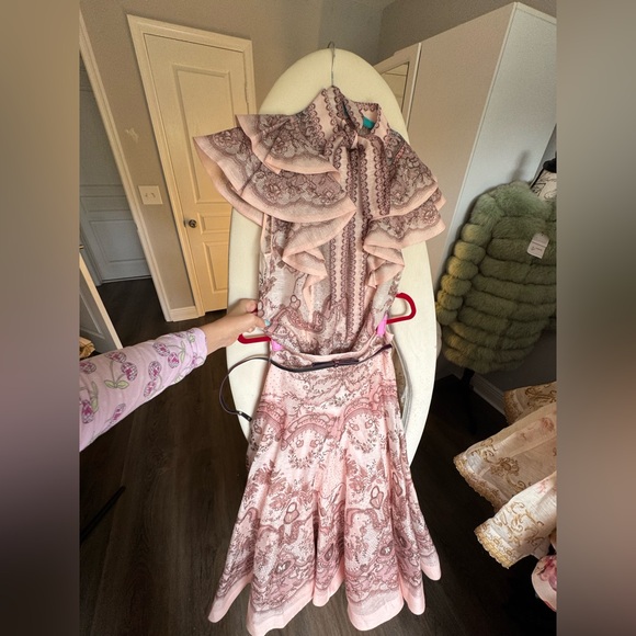 Zimmermann crush Elegant Pink Patterned SET OF 2 Skirt and top size 0 XS - Picture 10 of 11